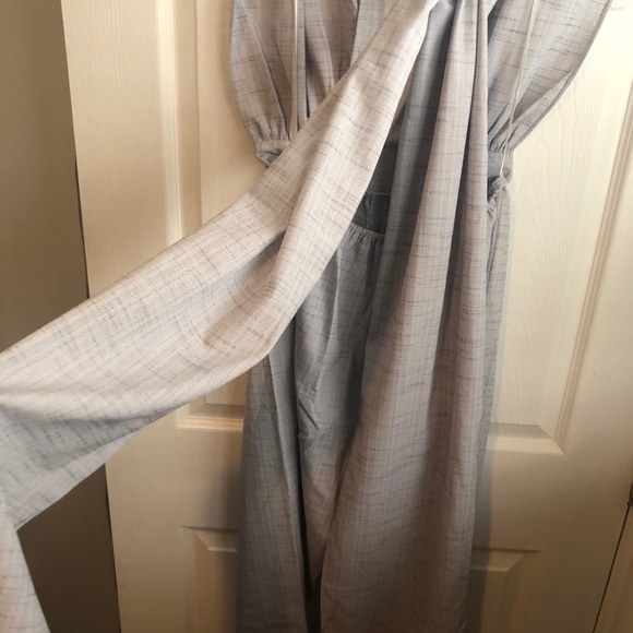 Cute ShowPo Jumpsuit - Picture 4 of 5